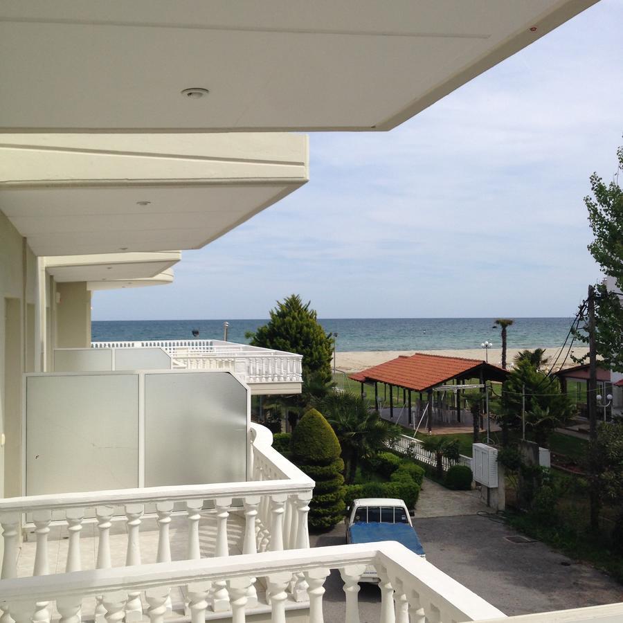 Hotel Akrogiali Korinós Zewnętrze zdjęcie