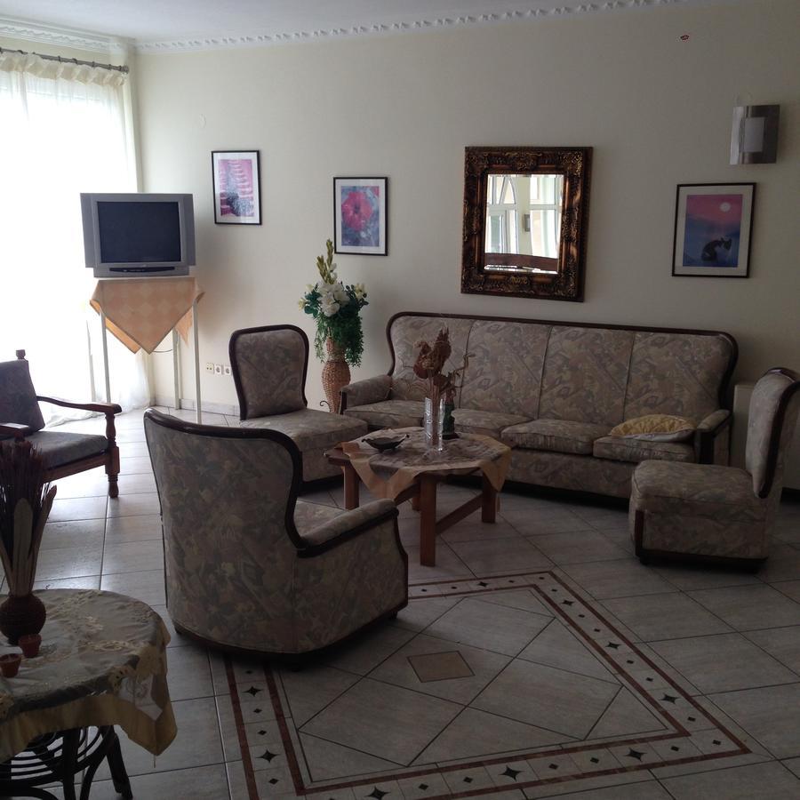 Hotel Akrogiali Korinós Zewnętrze zdjęcie